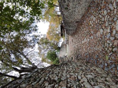 Κάστρο_Πλαταμώνα_(εσωτερικό)